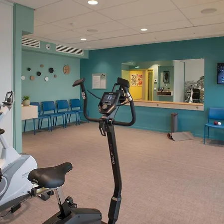 Domitys - L'athenee 4* מונט-סנט-איגנן