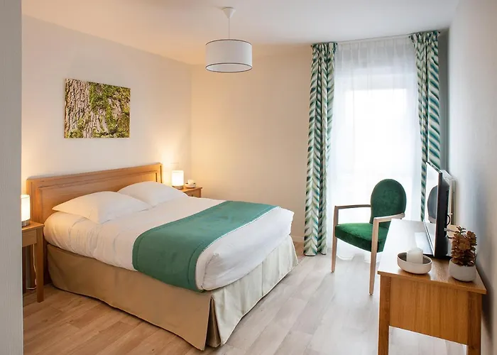 Апарт-отель Domitys - L'athenee 4*