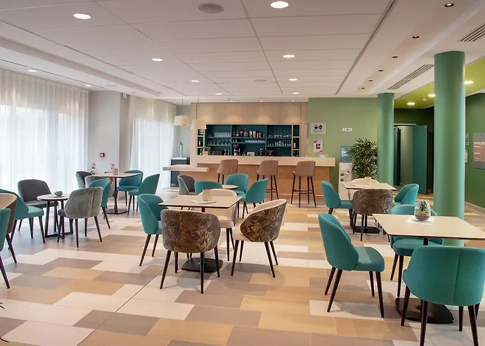 Domitys - L'athenee Мон-Сент-Эньян