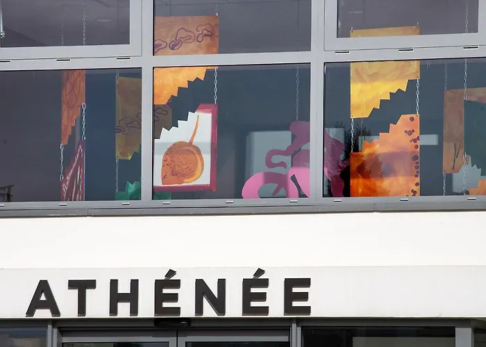 Domitys - L'athenee 4* Мон-Сент-Эньян